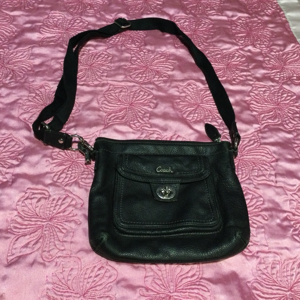 Coach: Leather purse